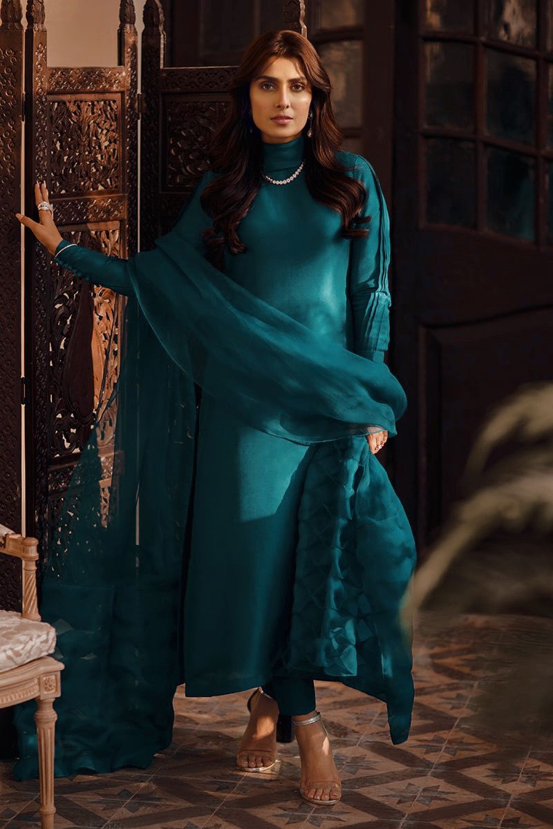 Traditional Salwar Kameez