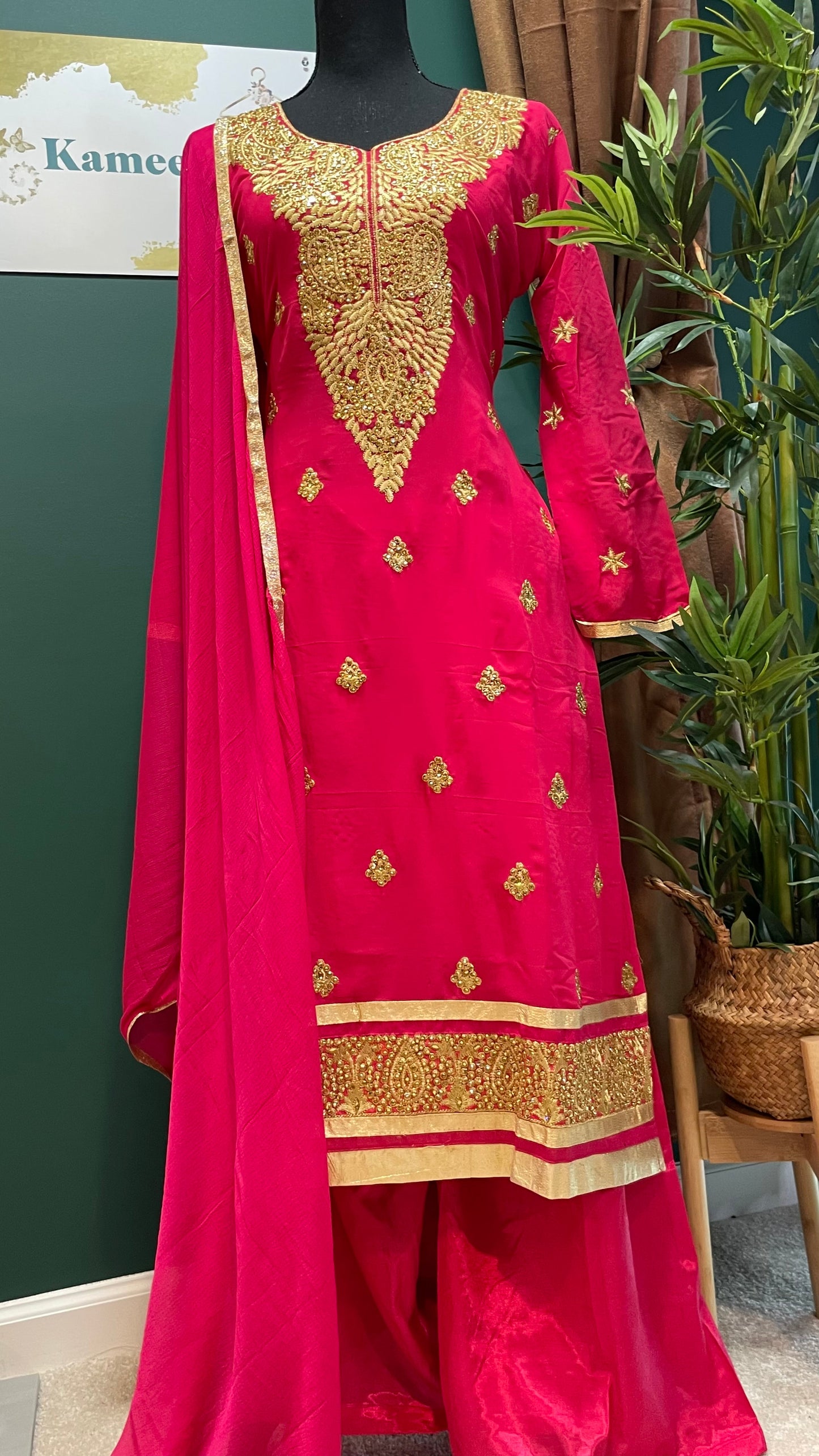 Mehroon embroidered party suit