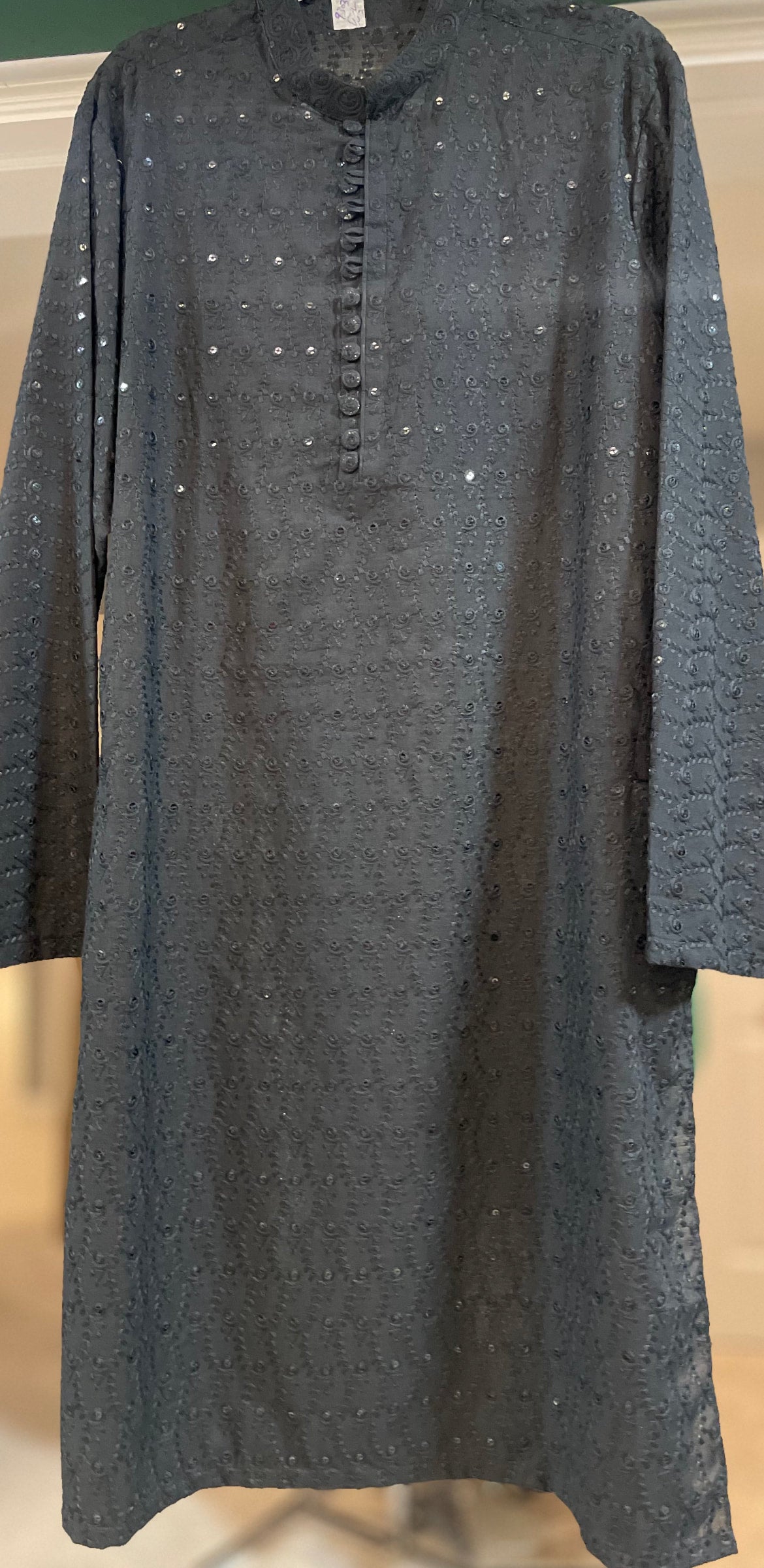 Man's Black Chikankari with Sequence design Kurta Pajama