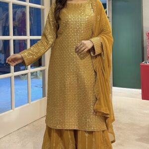 Golden sequins palazzo